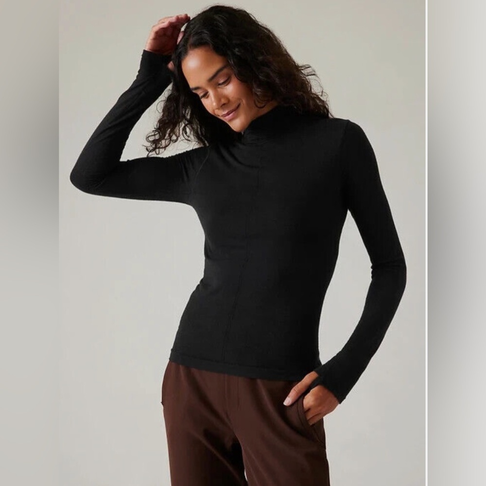 Athleta Foresthill Ascent Turtleneck Black S NWT